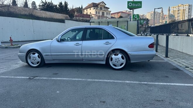 Mercedes E 320 2000, 274,000 km - 3.2 l - Bakı