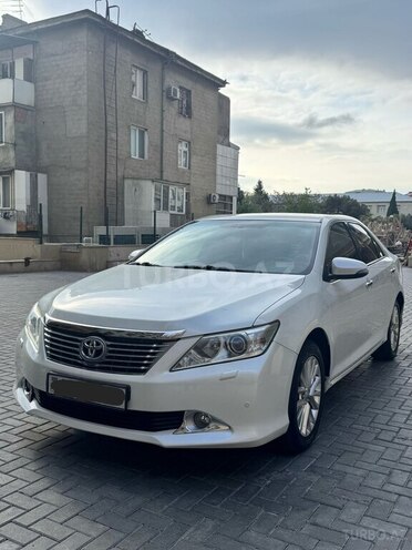 Toyota Camry-2