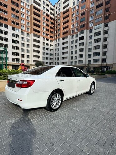 Toyota Camry-4