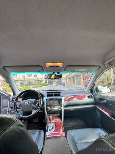 Toyota Camry-10