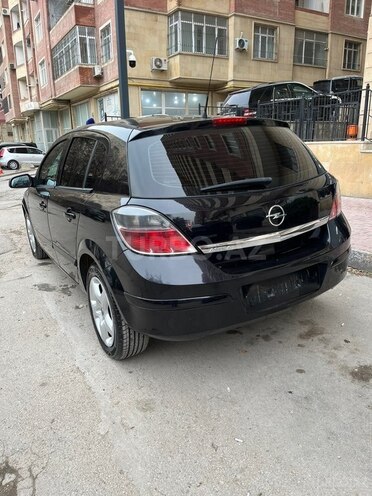 Opel Astra 2008, 222,000 km - 1.4 l - Bakı
