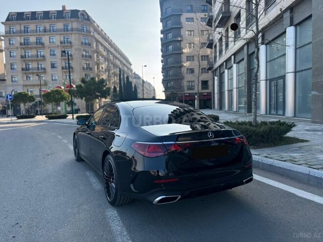 Mercedes E 300 de-4