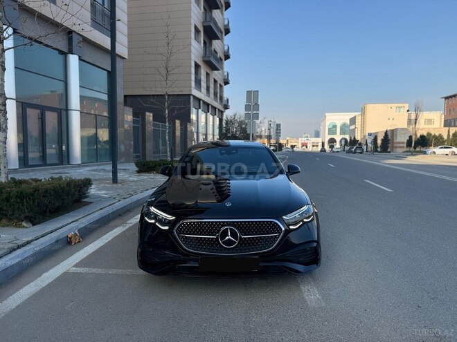 Mercedes E 300 de-1