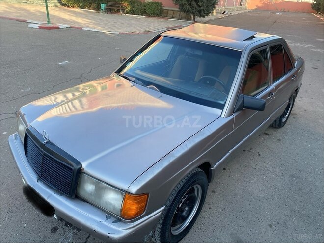 Mercedes 190 1991, 698,456 km - 2.0 l - Şirvan