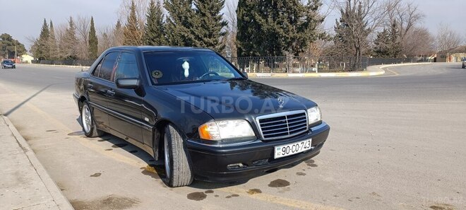 Mercedes C 200 1996, 296,000 km - 2.0 l - Yevlax