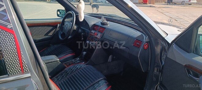 Mercedes C 200 1996, 296,000 km - 2.0 l - Yevlax