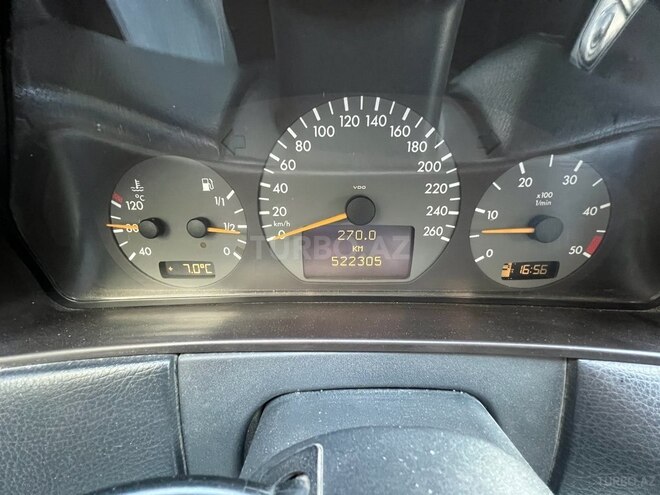 Mercedes E 270 1999, 523,305 km - 2.7 l - Bakı