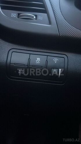 Hyundai Accent 2015, 200,000 km - 1.6 l - Bakı