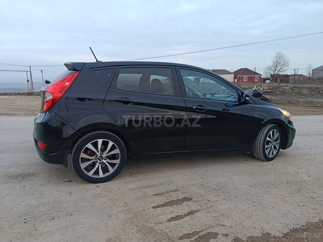 Hyundai Accent 2015, 200,000 km - 1.6 l - Bakı