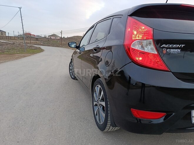 Hyundai Accent 2015, 200,000 km - 1.6 l - Bakı