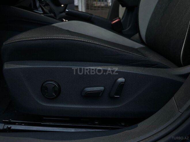 Skoda Kamiq 2023, 55,000 km - 1.6 л - Bakı