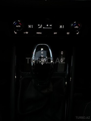 Skoda Kamiq 2023, 55,000 km - 1.6 л - Bakı