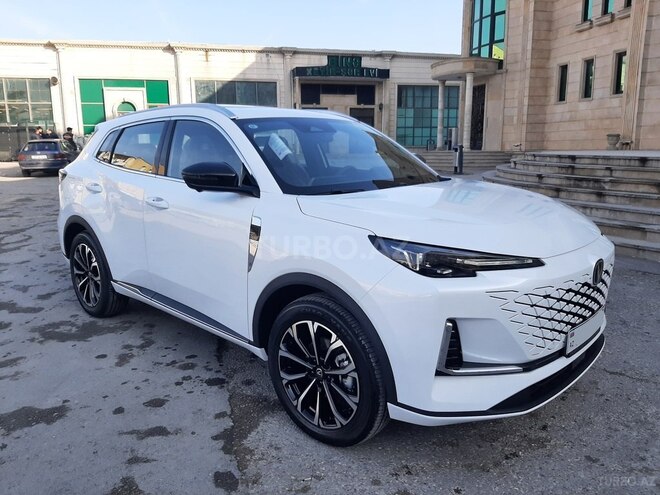 Changan CS 55 Plus 2025, 0 km - 1.5 л - Bakı