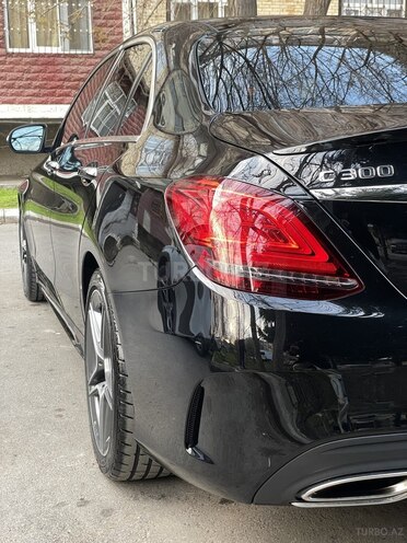 Mercedes C 300 2020, 79,902 km - 2.0 l - Bakı