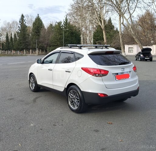 Hyundai ix35-3