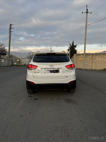 Hyundai ix35 2010, 234,000 km - 2.4 l - Bakı
