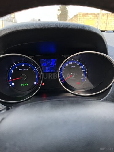 Hyundai ix35 2010, 234,000 km - 2.4 l - Bakı