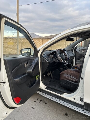 Hyundai ix35 2010, 234,000 km - 2.4 l - Bakı