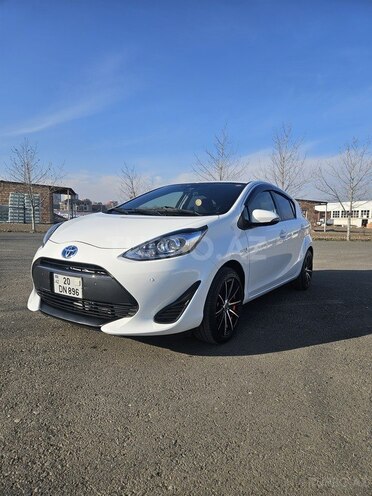Toyota Aqua 2019, 136,500 km - 1.5 l - Gəncə