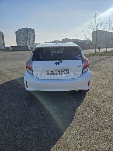 Toyota Aqua 2019, 136,500 km - 1.5 l - Gəncə