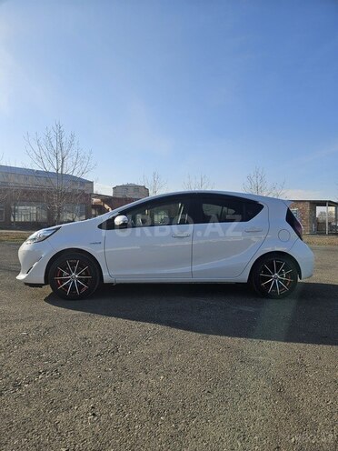 Toyota Aqua 2019, 136,500 km - 1.5 l - Gəncə