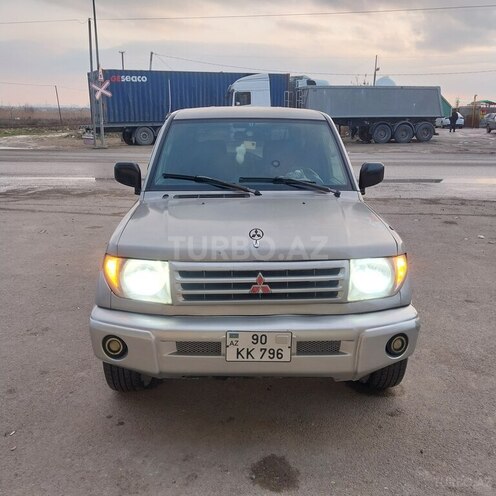 Mitsubishi Pajero io 2000, 435,000 km - 1.8 л - Bakı
