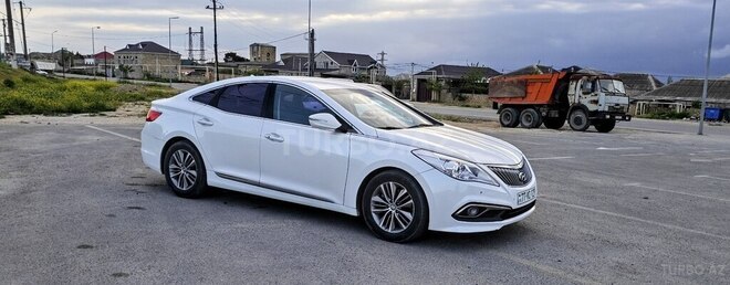 Hyundai Grandeur 2015, 265,000 km - 2.2 l - Bakı