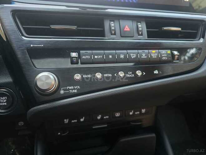 Lexus ES 250 2022, 28,000 km - 2.5 л - Bakı
