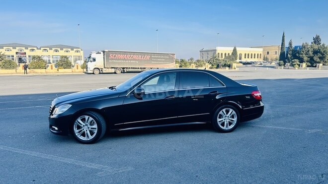 Mercedes E 350 2010, 214,000 km - 3.5 l - Gəncə