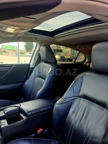 Lexus ES 250 2019, 197,000 km - 2.5 л - Bakı