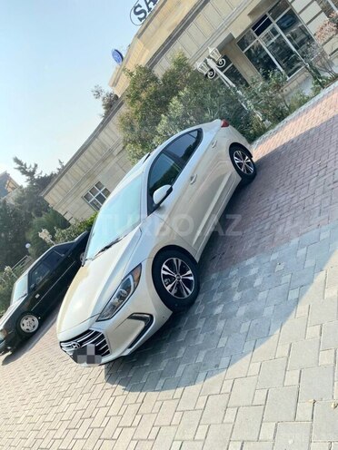 Hyundai Elantra 2016, 146,450 km - 2.0 l - Bakı