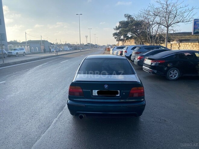 BMW 528 1996, 318,000 km - 2.8 л - Bakı