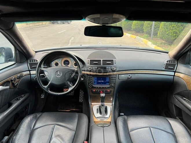 Mercedes E 320 2002, 290,260 km - 3.2 l - Bakı