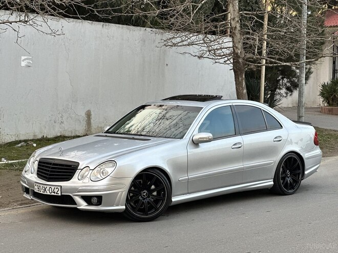 Mercedes E 320 2002, 290,260 km - 3.2 l - Bakı