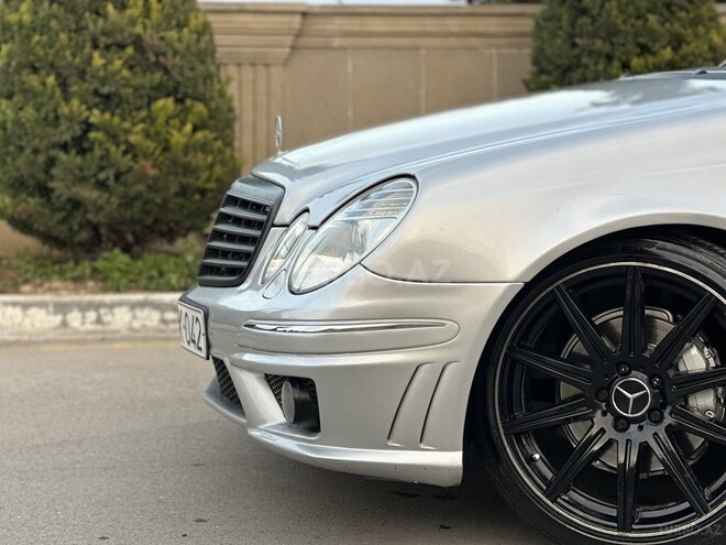Mercedes E 320 2002, 290,260 km - 3.2 l - Bakı