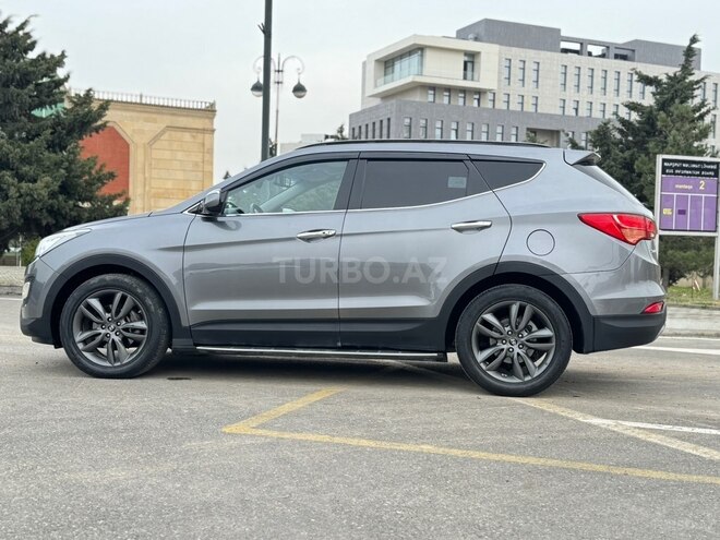 Hyundai Santa Fe-4