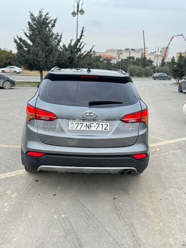 Hyundai Santa Fe-3