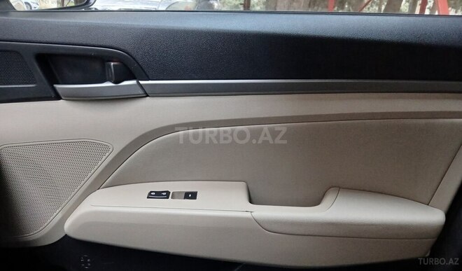 Hyundai Elantra 2016, 146,450 km - 2.0 l - Bakı