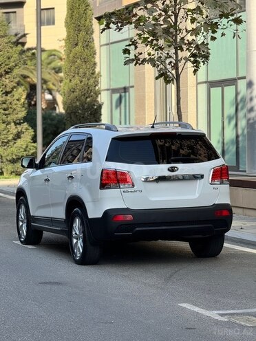 Kia Sorento 2011, 265,000 km - 2.0 l - Bakı
