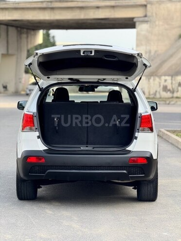 Kia Sorento 2011, 265,000 km - 2.0 l - Bakı