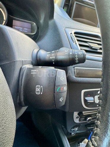 Renault Megane-15