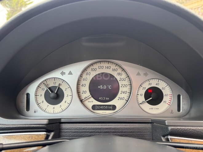 Mercedes E 320 2002, 325,000 km - 3.2 l - Bakı
