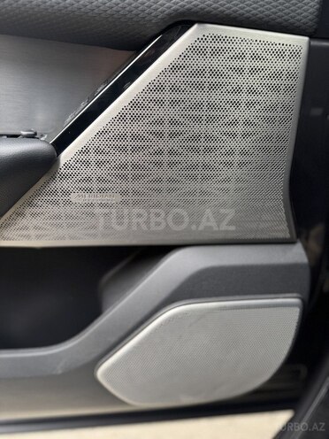 Land Rover RR Velar 2018, 138,457 km - 2.0 л - Bakı