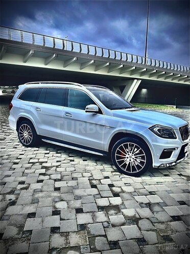 Mercedes GL 500 4MATIC 2014, 178,000 km - 4.7 л - Bakı