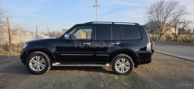Mitsubishi Pajero 2017, 152,644 km - 3.8 l - Şəmkir