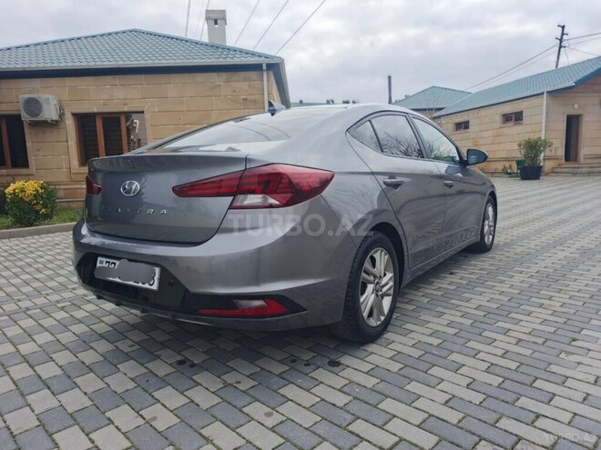 Hyundai Elantra 2019, 110,300 km - 2.0 l - Bakı