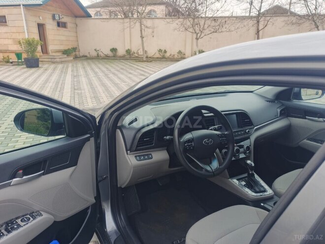 Hyundai Elantra 2019, 110,300 km - 2.0 l - Bakı