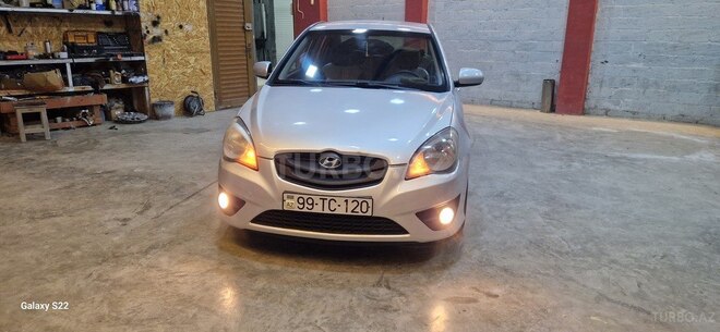Hyundai Verna 2009, 404,000 km - 1.5 l - Bakı