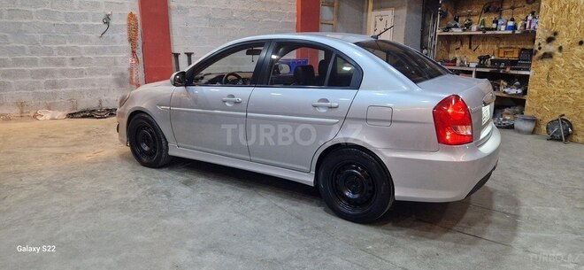 Hyundai Verna 2009, 404,000 km - 1.5 l - Bakı