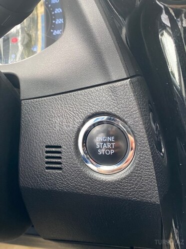 Toyota Corolla 2018, 100,000 km - 1.6 l - Bakı